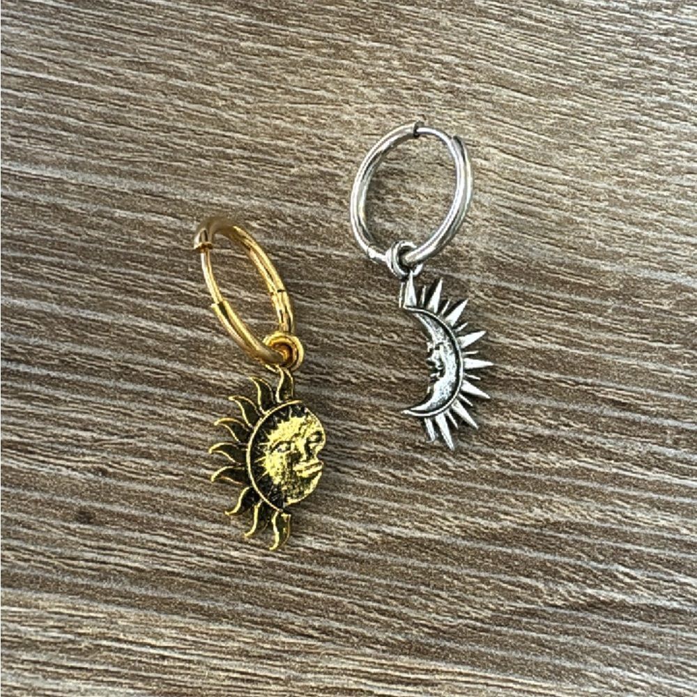 Bohemian moon and sun hoop A899 - Picture 2 of 4